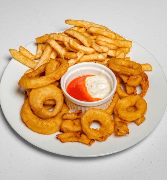 CarribeanMoonRestaurantBarAndGrill_FriedPlatter_2880x2304